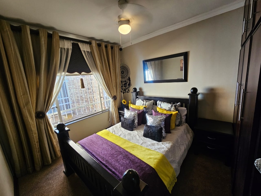 4 Bedroom Property for Sale in Jan Cillierspark Free State